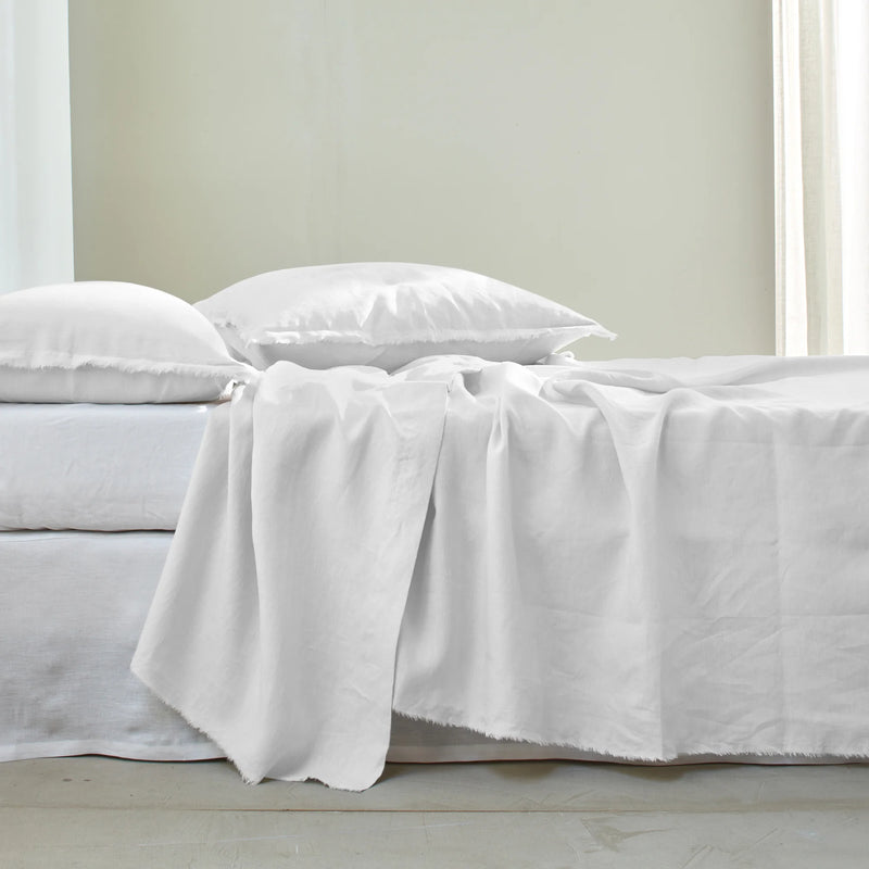 Flat Sheet with Frayed edge Border White