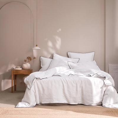 Bourdon Edge Duvet Cover optic white