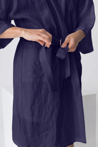 Washed linen bathrobe, “Nelson” night blue