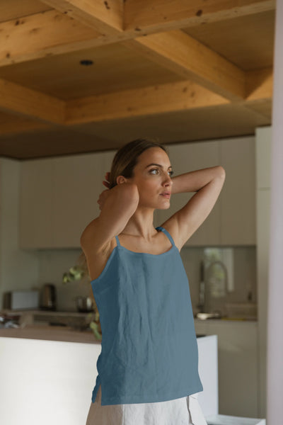 Short linen nightie with spaghetti straps “Maida” french blue