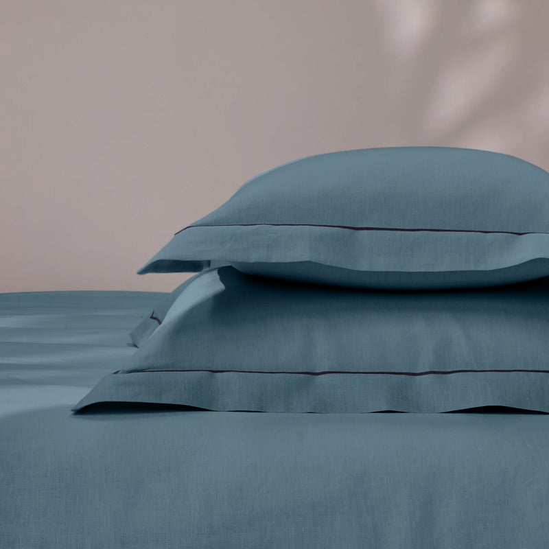 bourdon border blue linen pillowcase