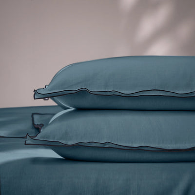 Bourdon Edge blue set of Pillowcases 