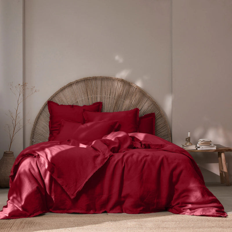 Frayed edges Duvet Cover burgundy