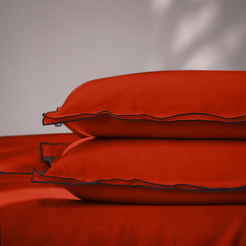 Bourdon Edge coral set of Pillowcases