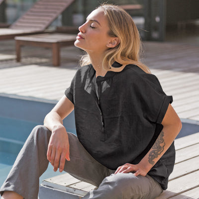 Linen blouse with short sleeves "Flor" jet-black