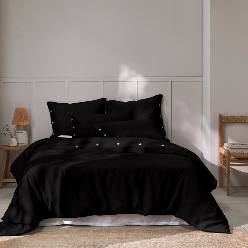 Shell Buttoned Washed Linen Duvet Cover Black