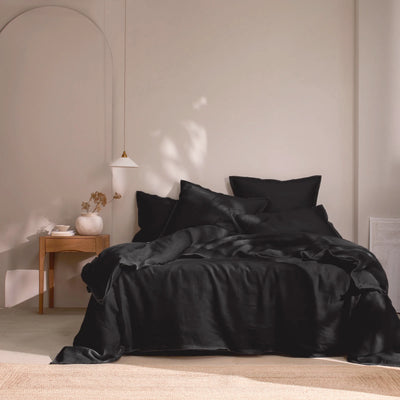 Bourdon Edge Duvet Cover black