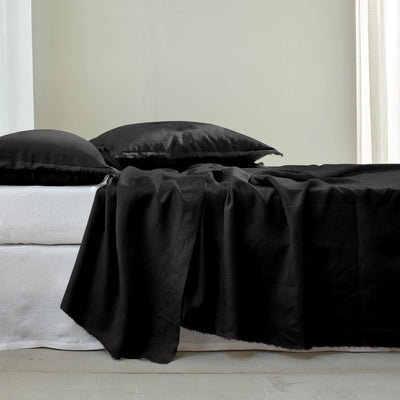 Flat Sheet with Frayed edge Border Black