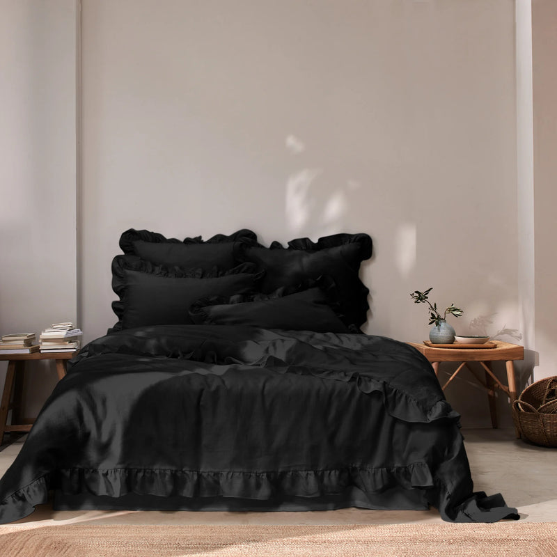 Ruffled Linen Duvet Cover black