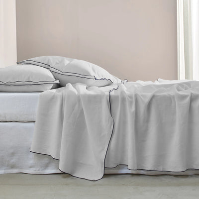 Bourdon Edge Flat Sheets Light Grey