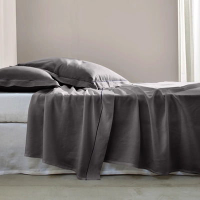 Bourdon border linen flat sheet dark grey