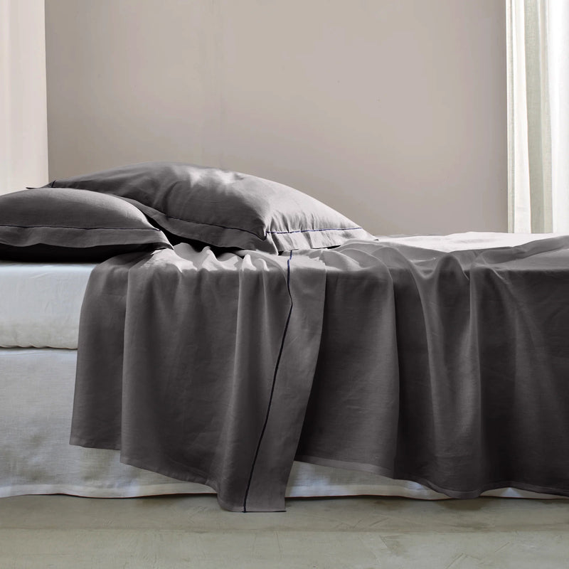 Bourdon border linen flat sheet dark grey