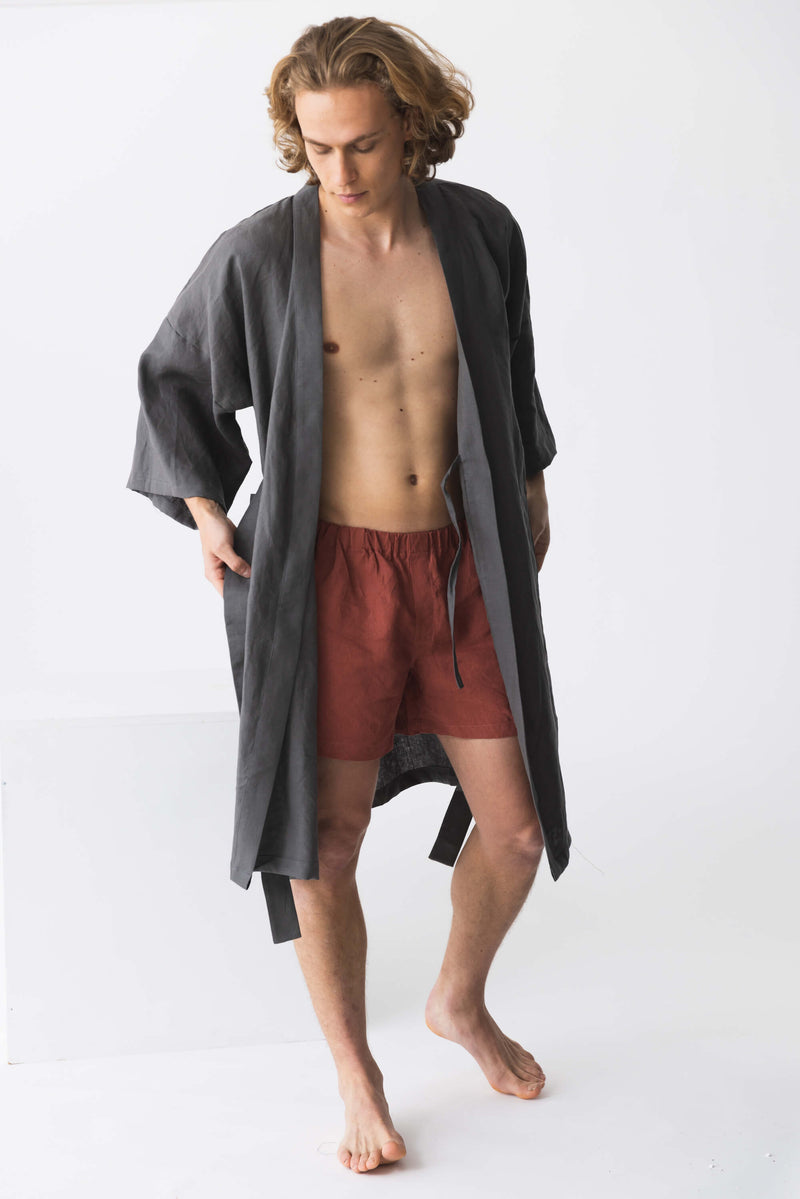 Washed linen bathrobe, “Nelson” dark grey