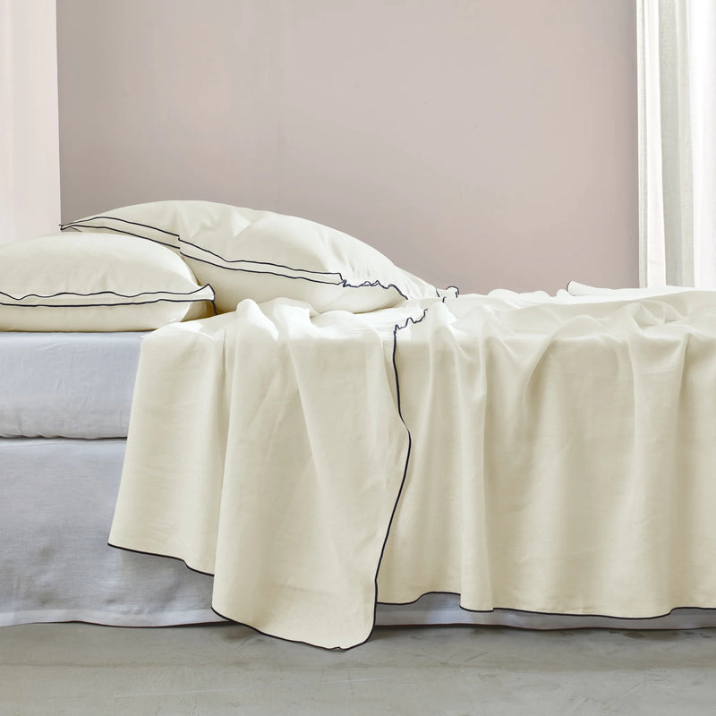 Bourdon Edge Flat Sheets Ivory