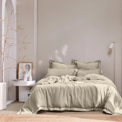 Bourdon border linen duvet cover natural