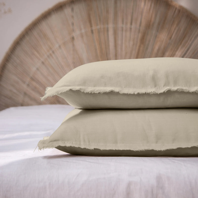 Frayed edge Linen Pillowcases ( set of 2) beige