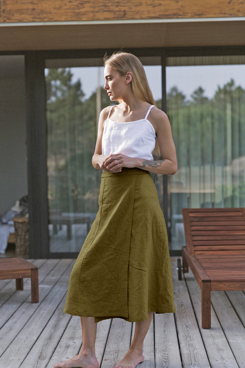 Casual long flared skirt in green olive linen