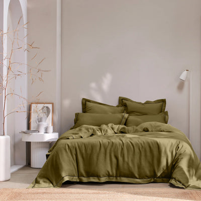 Bourdon border linen duvet cover green