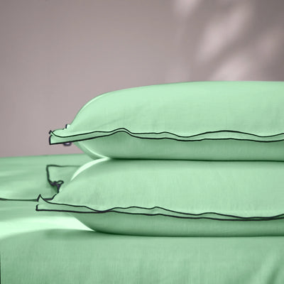 Bourdon Edge light green set of Pillowcases