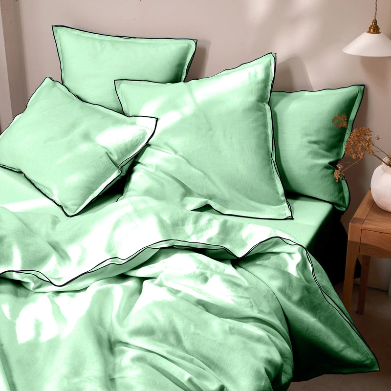 Bourdon Edge mint green set of Pillowcases 