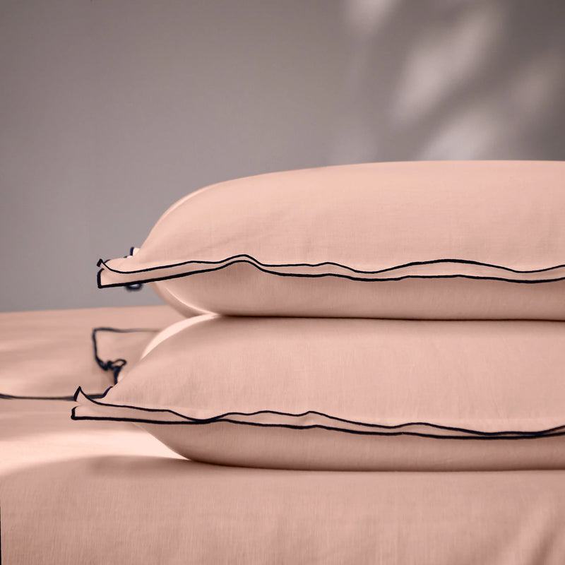 Bourdon Edge nude set of Pillowcases