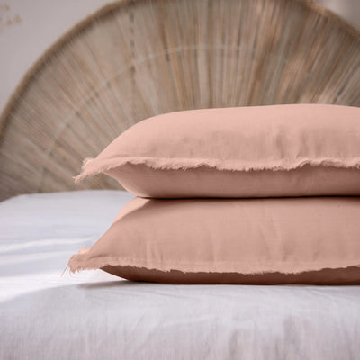 Frayed edge Linen Pillowcases ( set of 2) nude